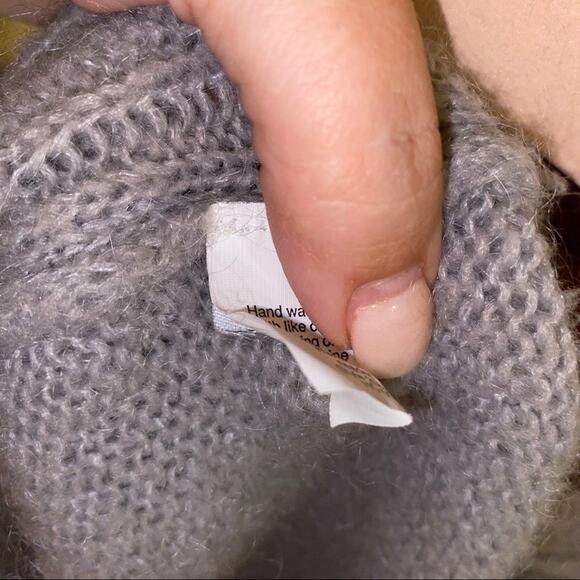 🦬J. CREW medium ribbed Crewneck sweater - Picture 4 of 5